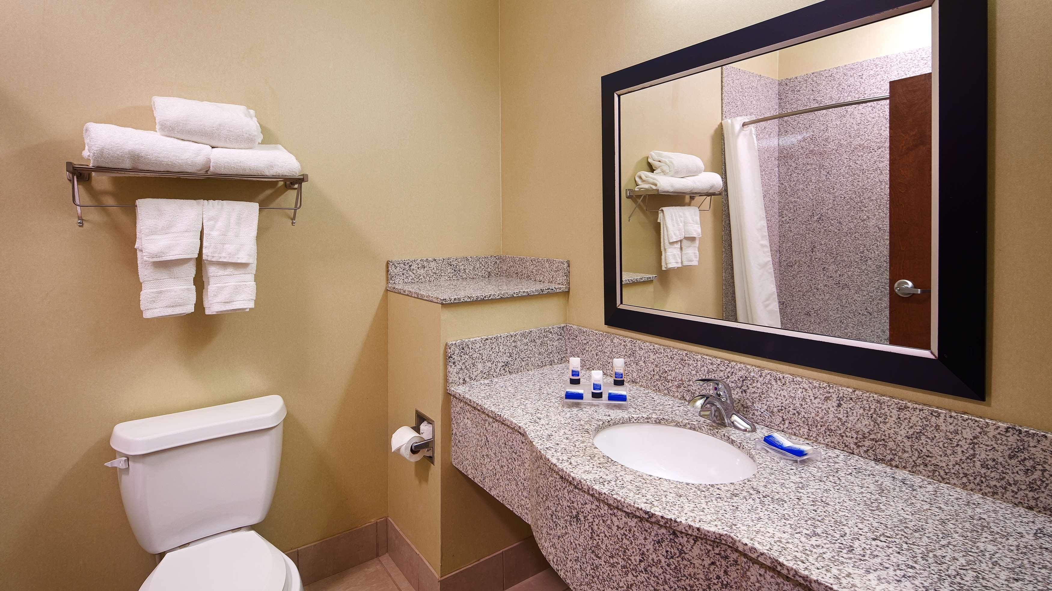 Best Western Plus Desoto Inn & Suites Mansfield Ngoại thất bức ảnh