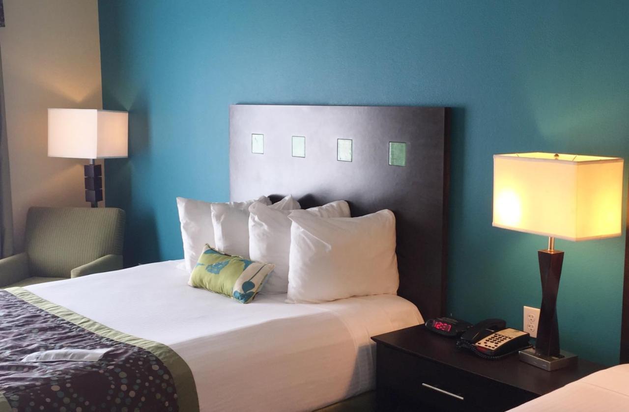 Best Western Plus Desoto Inn & Suites Mansfield Phòng bức ảnh